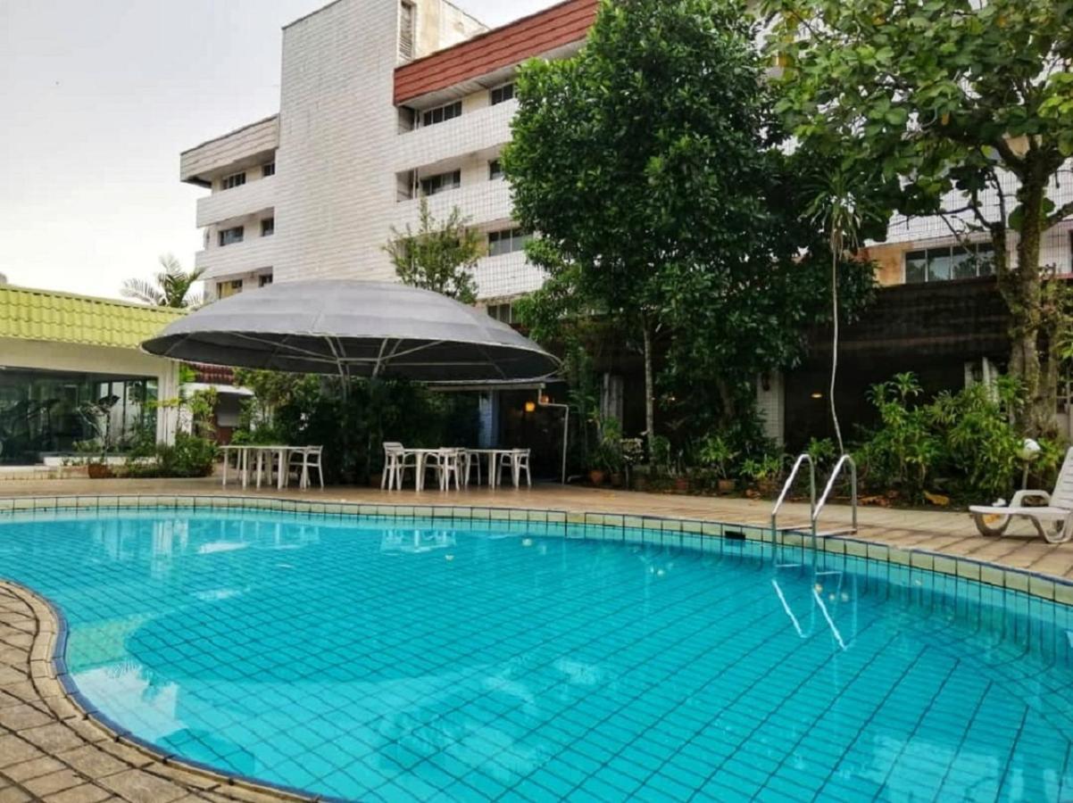 Terrace Hotel Bandar Seri Begawan Exterior foto
