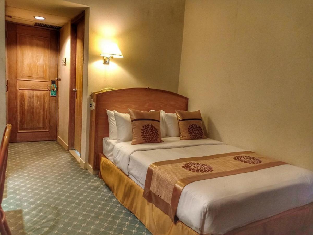 Terrace Hotel Bandar Seri Begawan Exterior foto
